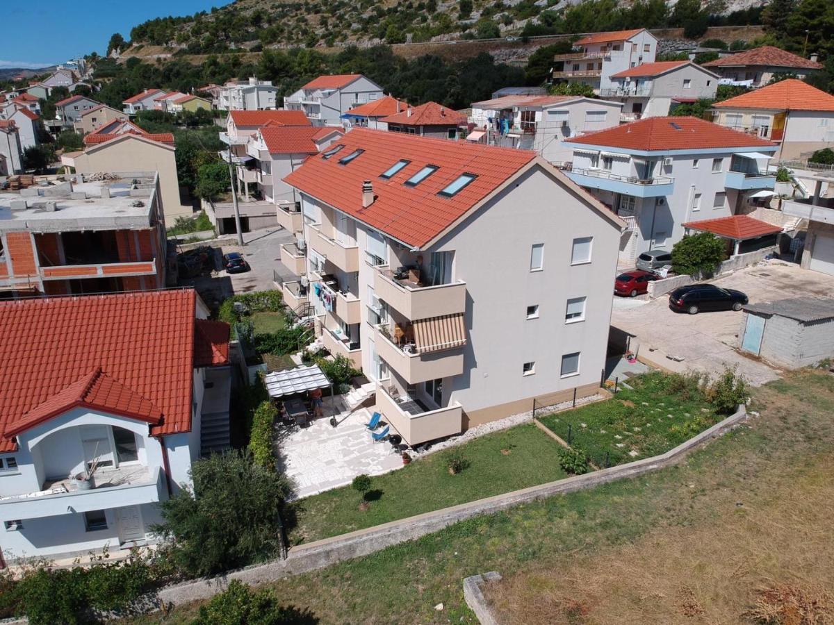 Albatros Trogir Exterior foto
